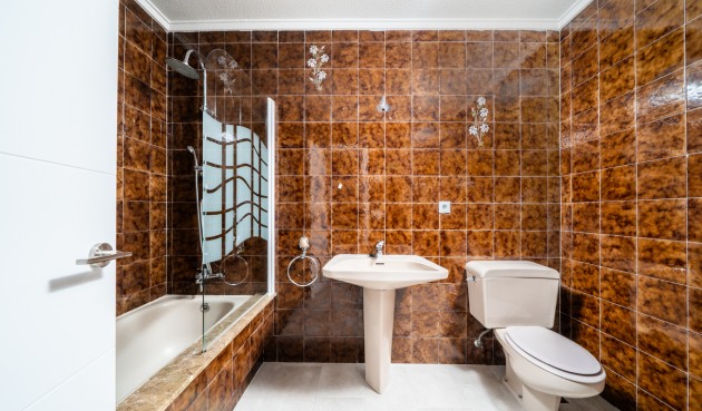 Återförsäljning - Villa -
Torrevieja - Los Balcones