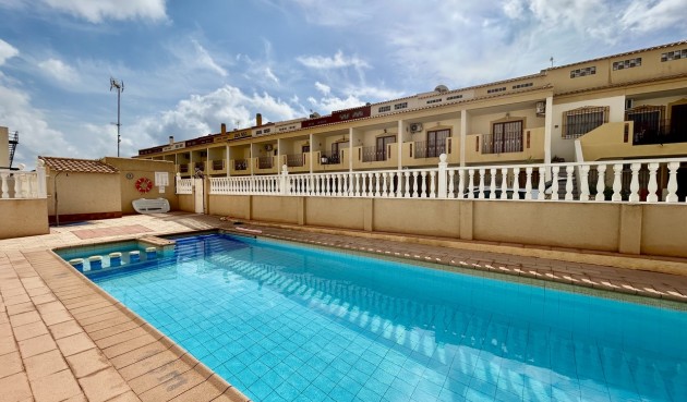 Återförsäljning - Apartment -
La Zenia - Costa Blanca