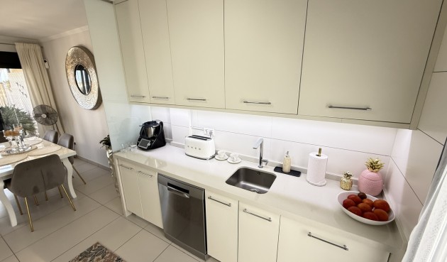 Resale - Town House -
Cabo Roig - Costa Blanca