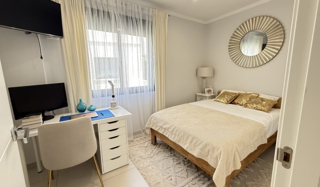 Resale - Town House -
Cabo Roig - Costa Blanca