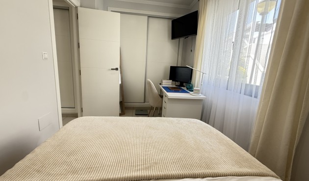Resale - Town House -
Cabo Roig - Costa Blanca