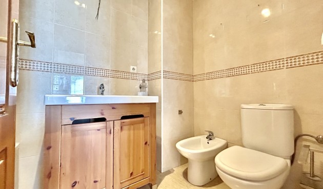 Återförsäljning - Apartment -
Torrevieja - Costa Blanca