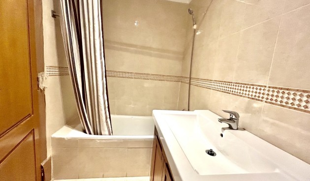 Återförsäljning - Apartment -
Torrevieja - Costa Blanca