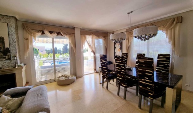 Brukt - Villa -
La Mata - Costa Blanca