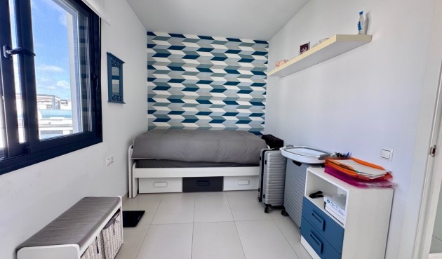 Resale - Town House -
Cabo Roig - Costa Blanca