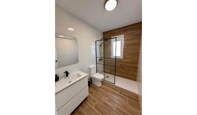 Brukt - Bungalow -
Ciudad Quesada - Costa Blanca