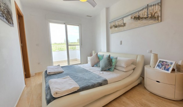 Reventa - Villa -
Pinoso - Inland