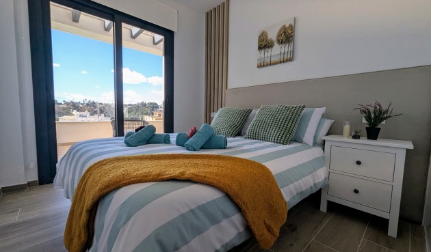 Brukt - Toppleilighet -
Villamartin - Costa Blanca