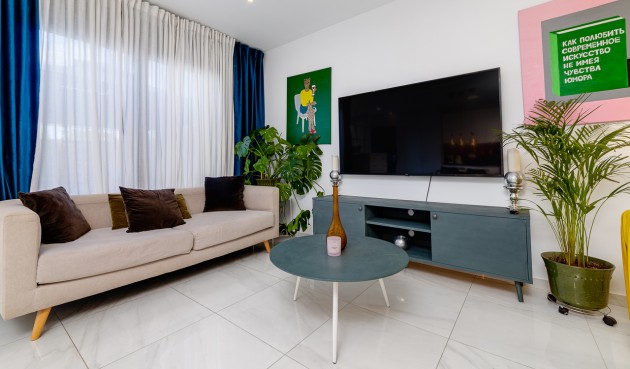 Brukt - Town House -
Villamartin - Costa Blanca