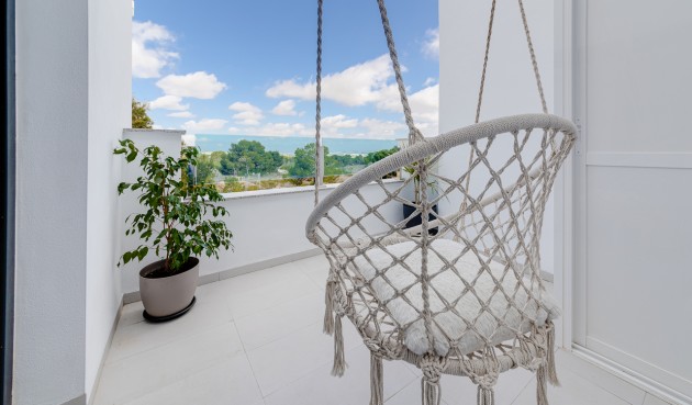 Brukt - Town House -
Villamartin - Costa Blanca