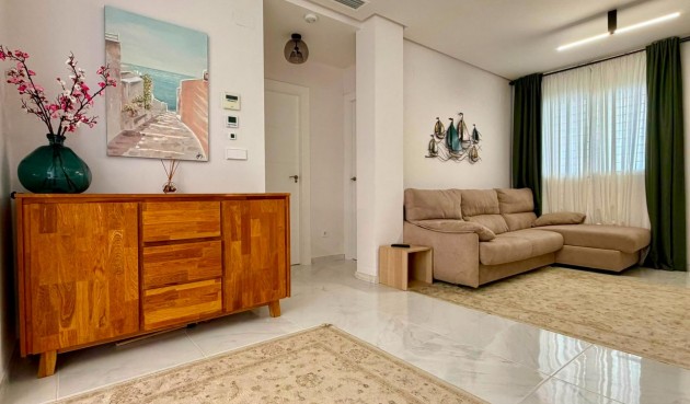 Resale - Apartment -
Torrevieja - aguas nuevas