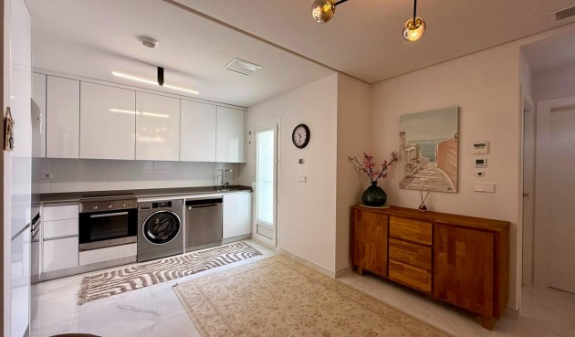 Resale - Apartment -
Torrevieja - aguas nuevas