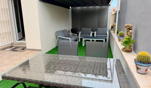 Resale - Apartment -
Torrevieja - aguas nuevas