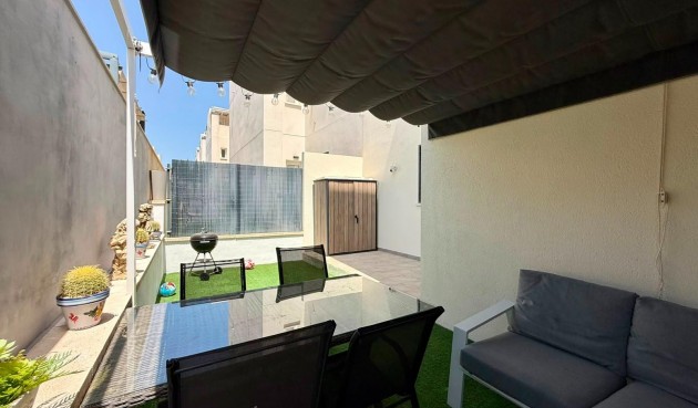 Resale - Apartment -
Torrevieja - aguas nuevas