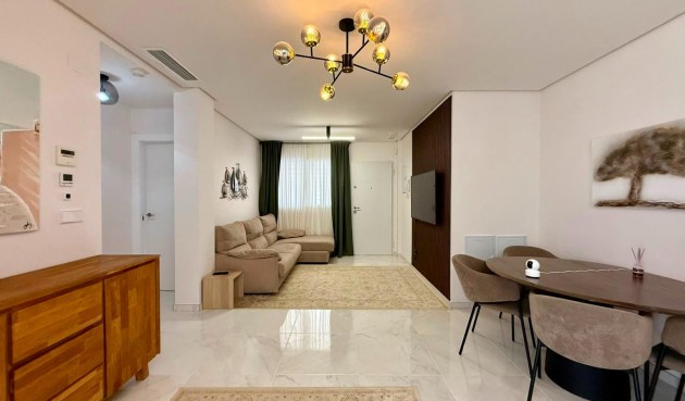 Resale - Apartment -
Torrevieja - aguas nuevas