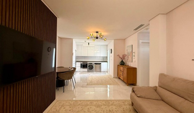 Resale - Apartment -
Torrevieja - aguas nuevas