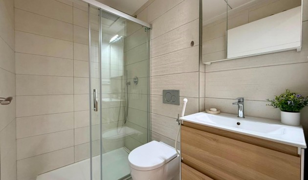Resale - Apartment -
Torrevieja - aguas nuevas