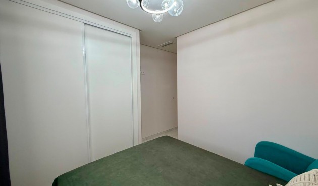 Resale - Apartment -
Torrevieja - aguas nuevas
