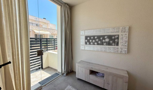 Resale - Apartment -
Torrevieja - aguas nuevas