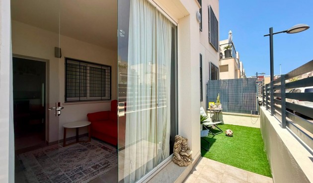 Resale - Apartment -
Torrevieja - aguas nuevas