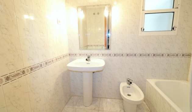Återförsäljning - Apartment -
Torrevieja - Playa del Cura