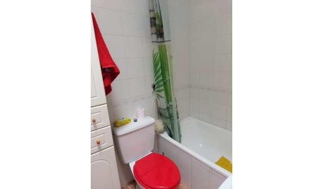 Återförsäljning - Bungalow -
Torrevieja - Los Balcones
