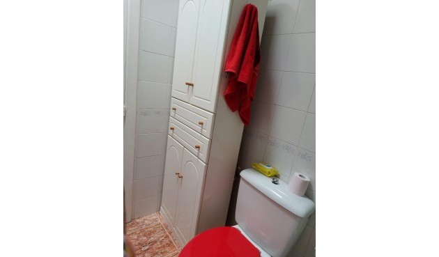 Återförsäljning - Bungalow -
Torrevieja - Los Balcones