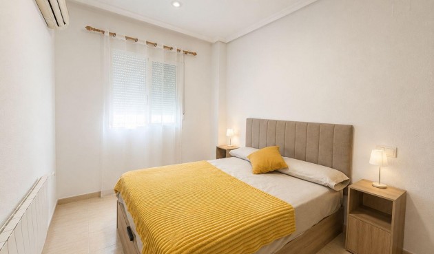 Återförsäljning - Apartment -
Torrevieja - Playa del Cura