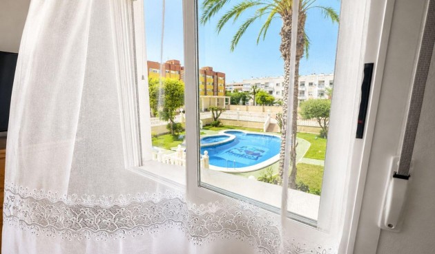 Återförsäljning - Apartment -
Torrevieja - Playa del Cura