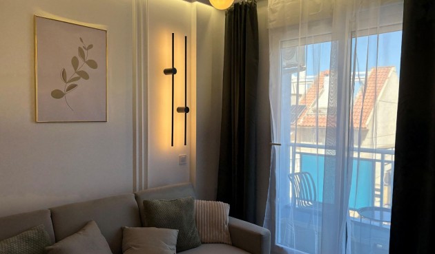 Återförsäljning - Apartment -
Torrevieja - Playa del Cura