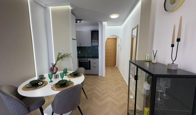 Återförsäljning - Apartment -
Torrevieja - Playa del Cura
