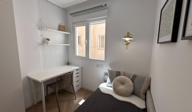 Återförsäljning - Apartment -
Torrevieja - Playa del Cura