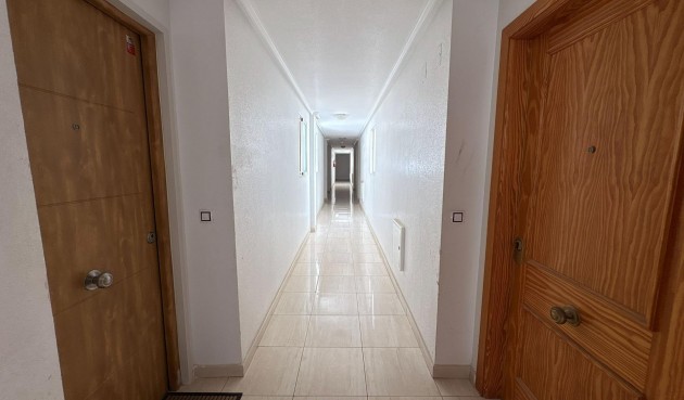 Återförsäljning - Apartment -
Torrevieja - Playa del Cura