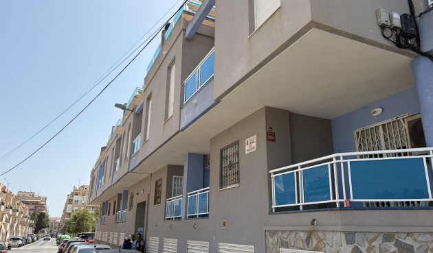 Återförsäljning - Apartment -
Torrevieja - Playa del Cura