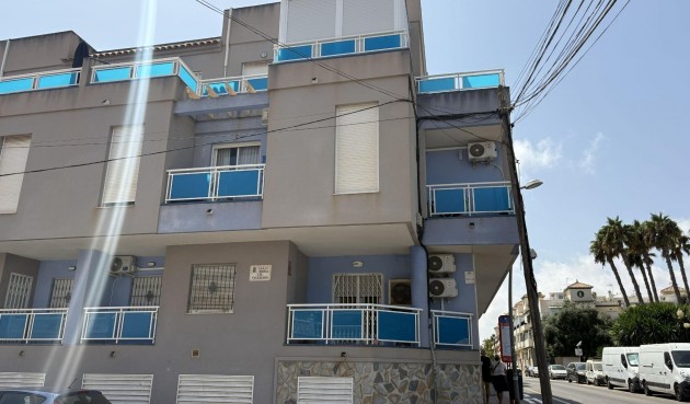 Återförsäljning - Apartment -
Torrevieja - Playa del Cura