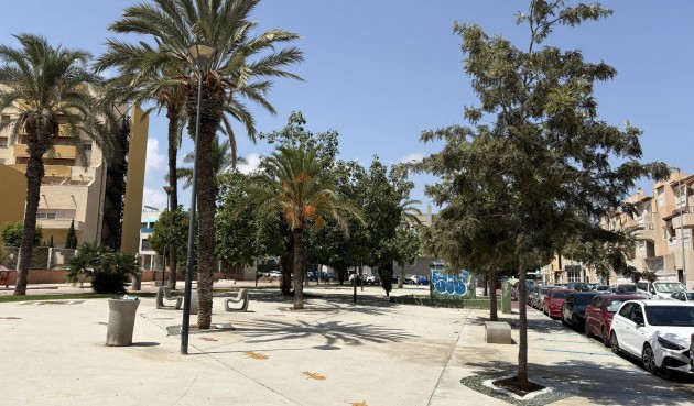 Återförsäljning - Apartment -
Torrevieja - Playa del Cura