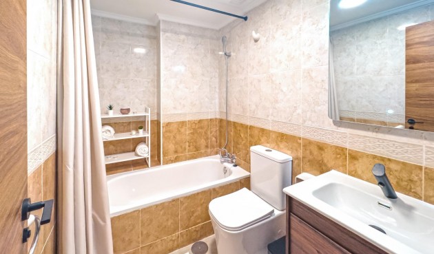 Brukt - Apartment -
Torrevieja - Playa del Cura