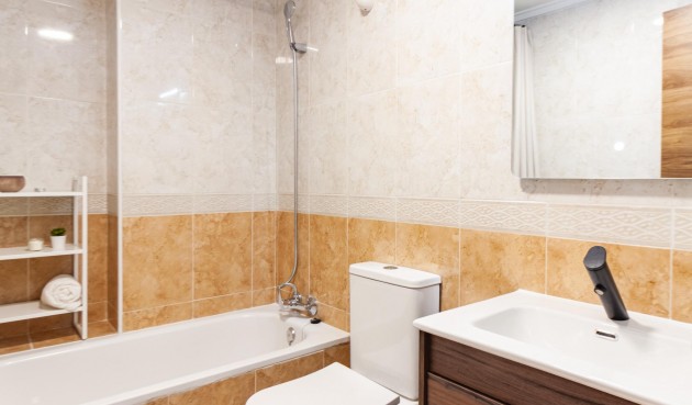 Brukt - Apartment -
Torrevieja - Playa del Cura