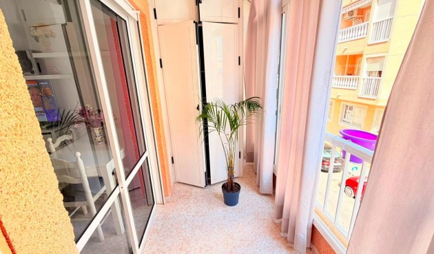 Återförsäljning - Apartment -
Torrevieja - Playa del Cura