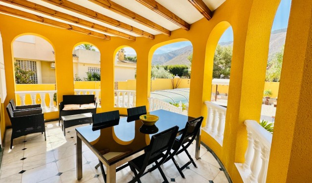 Återförsäljning - Villa -
Orihuela - Urb. Montepinar