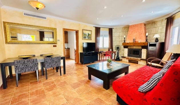 Återförsäljning - Villa -
Orihuela - Urb. Montepinar