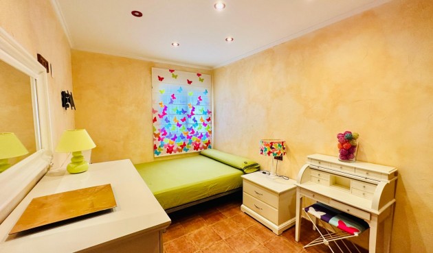 Återförsäljning - Villa -
Orihuela - Urb. Montepinar