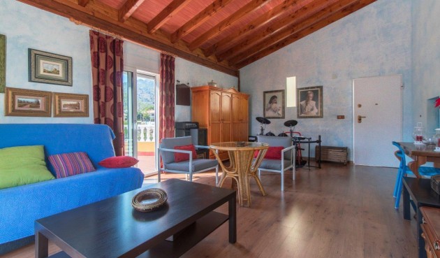 Återförsäljning - Villa -
Orihuela - Urb. Montepinar