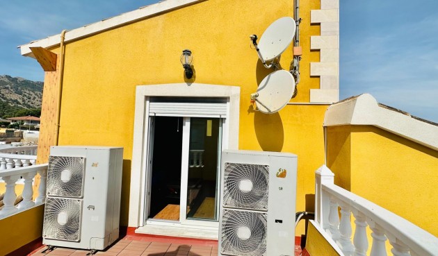 Återförsäljning - Villa -
Orihuela - Urb. Montepinar