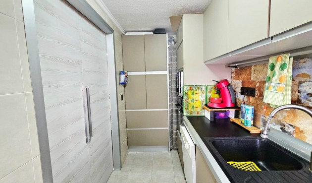 Resale - Apartment -
Torrevieja - Playa De Los Naufragos