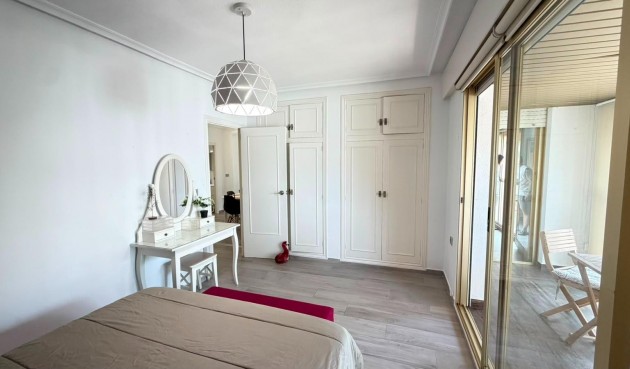 Brukt - Apartment -
Torrevieja - Centro - Muelle Pesquero
