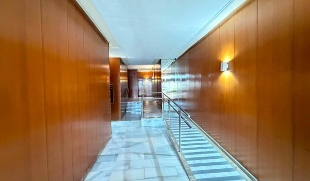 Brukt - Apartment -
Torrevieja - Centro - Muelle Pesquero