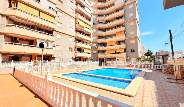 Återförsäljning - Apartment -
Torrevieja - Nueva Torrevieja