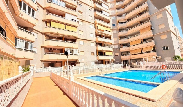 Återförsäljning - Apartment -
Torrevieja - Nueva Torrevieja