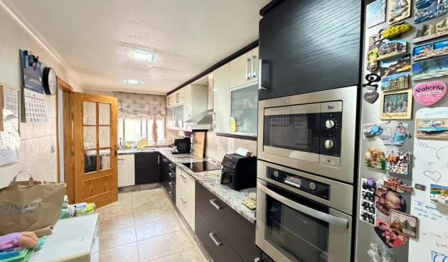 Resale - Apartment -
Benijofar - Pueblo 4